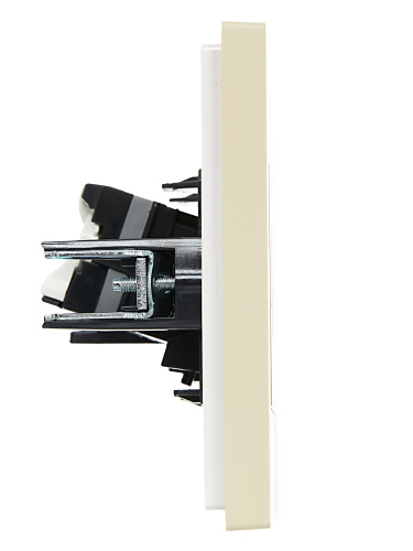 FORTE&PIANO Роз. комп. RJ45 кат.5E FP432 ван. IEK