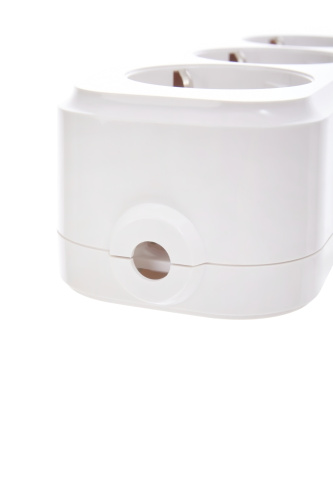 Розетка переносная разб. К03 3 места CLASSIC IEK