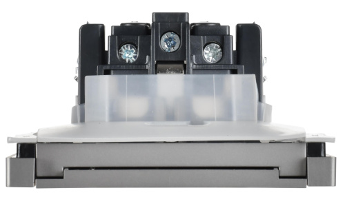 FORTE&PIANO Розетка 1-местная с заземлением с защитными шторками и крышкой винтовое крепление 16А IP