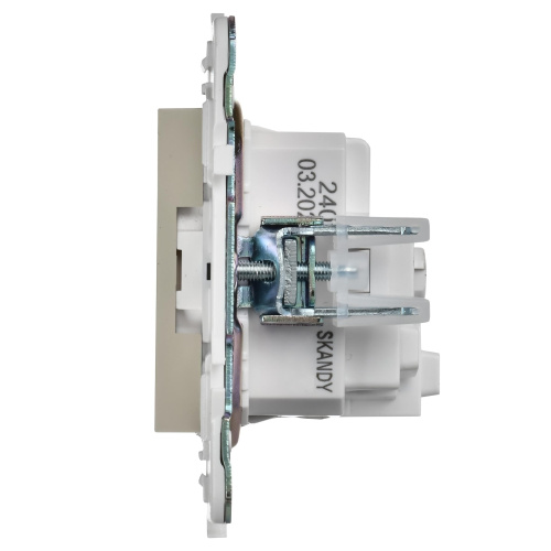 SKANDY Розетка с заземлением без защитных шторок 16А SK-R05B бежевый IEK