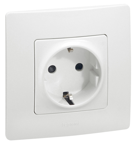 Розетка 2К+З БЕЛ ETIKA